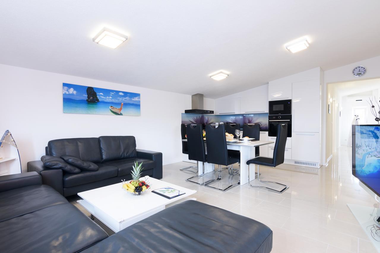 Studio Apartment Maslina Горни-Карин Экстерьер фото