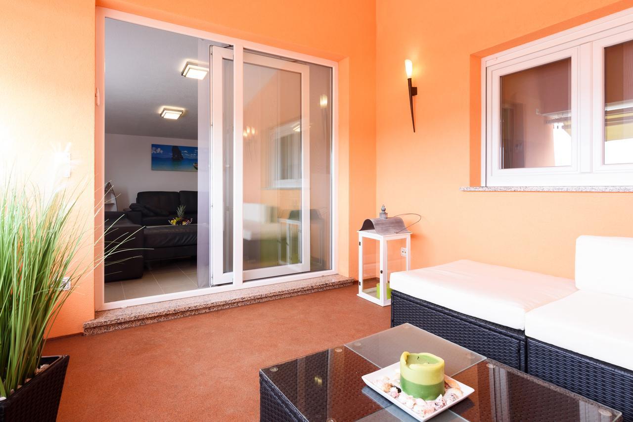 Studio Apartment Maslina Горни-Карин Экстерьер фото