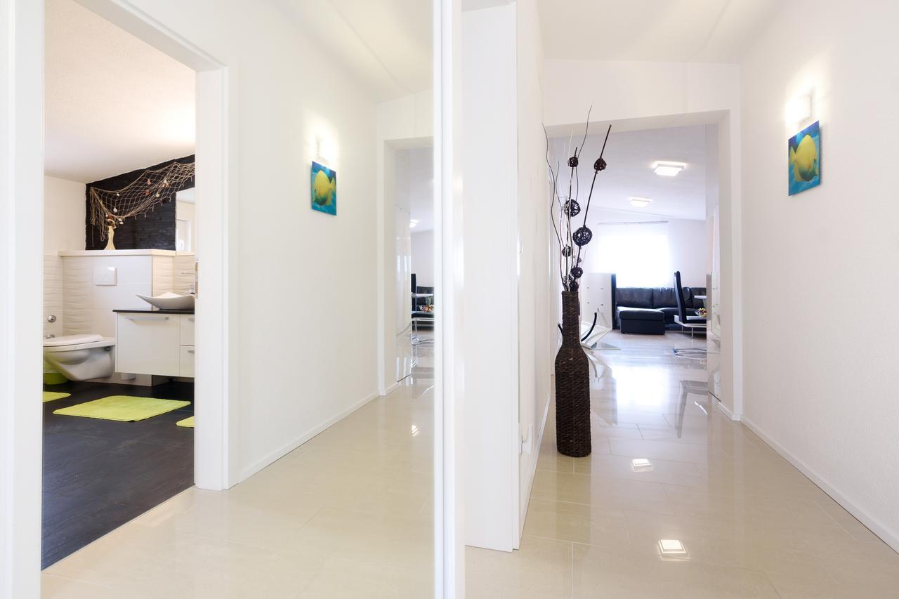 Studio Apartment Maslina Горни-Карин Экстерьер фото