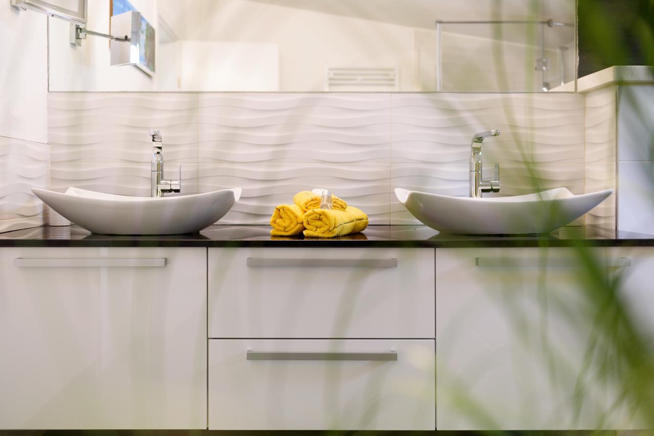 Studio Apartment Maslina Горни-Карин Экстерьер фото